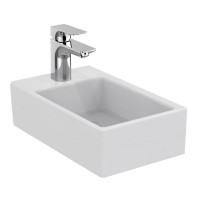 app.product-showproduct-thumb