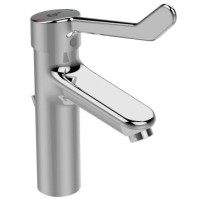 app.product-showproduct-thumb